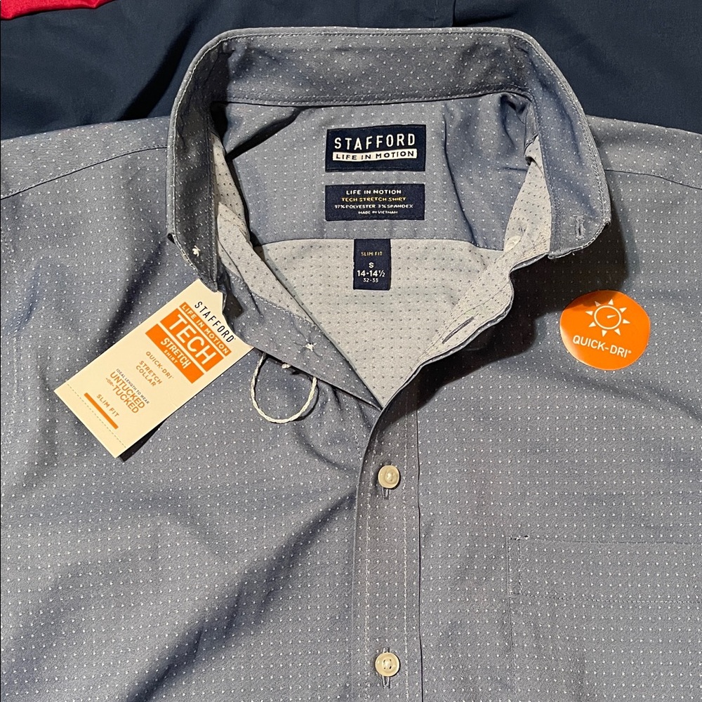 Stafford Men's Navy Quick-Dri Button Down Shirt